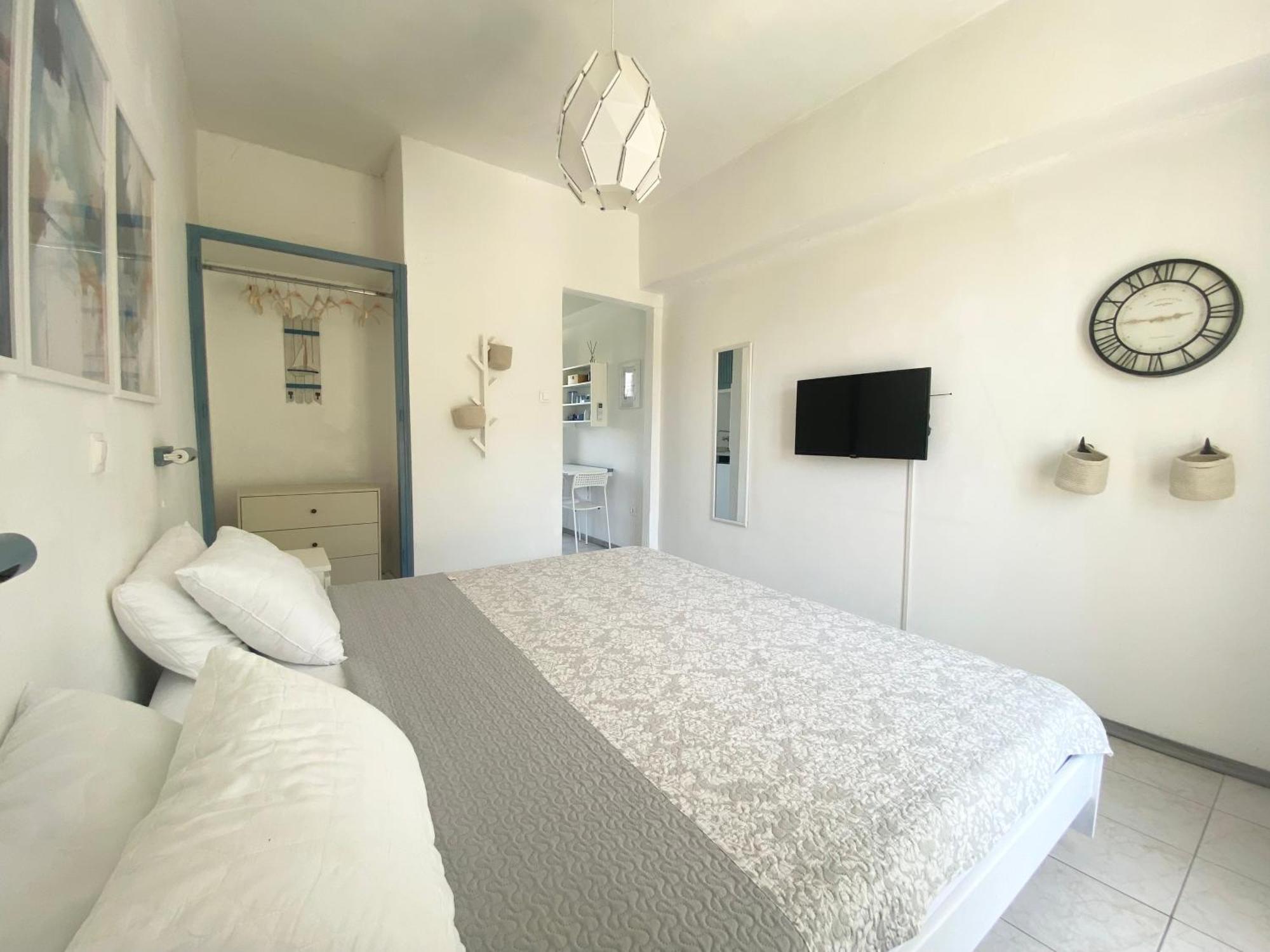 Navy Apartment With Mountain View &Private Parking Vatos Exterior photo