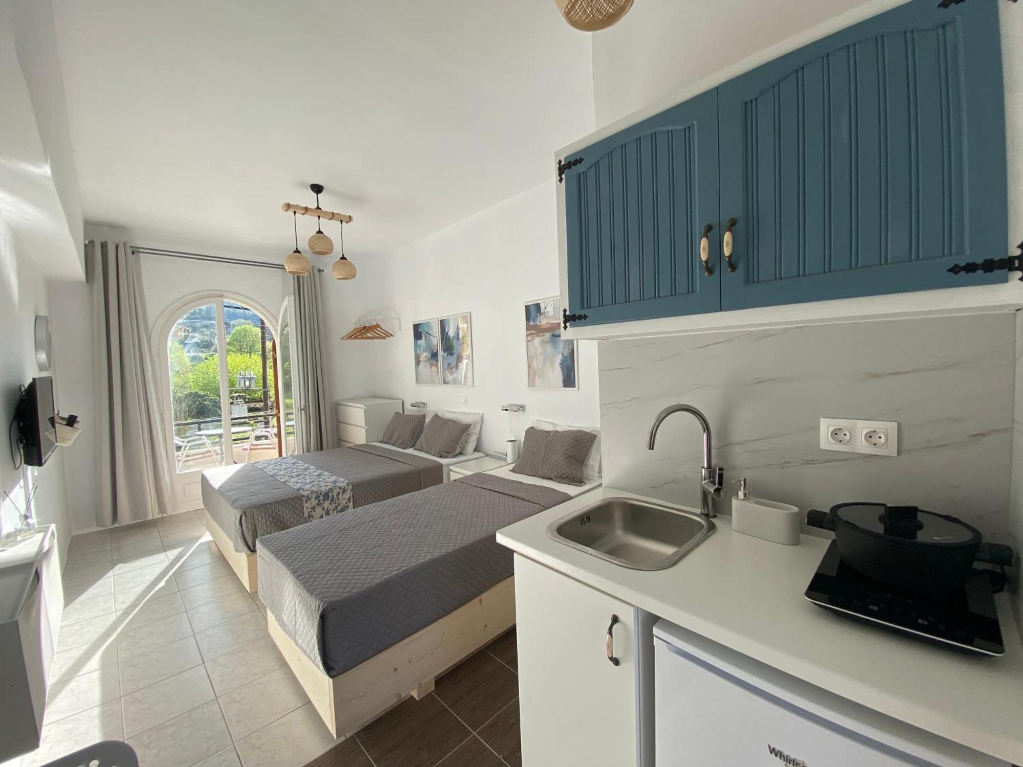 Navy Apartment With Mountain View &Private Parking Vatos Exterior photo